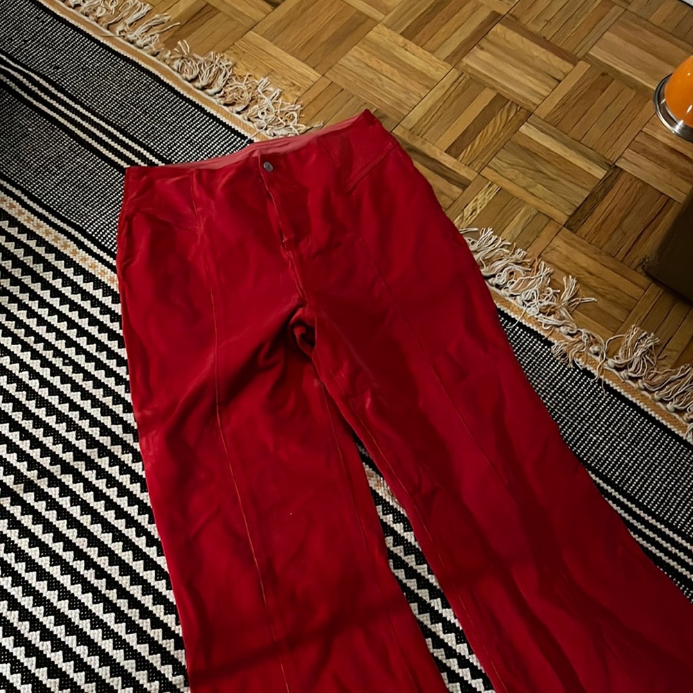 FREE PEOPLE fitted stretch flare corduroys. LIKE NEW